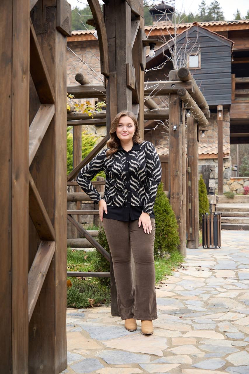 Chemise Noire Motif Ondulé